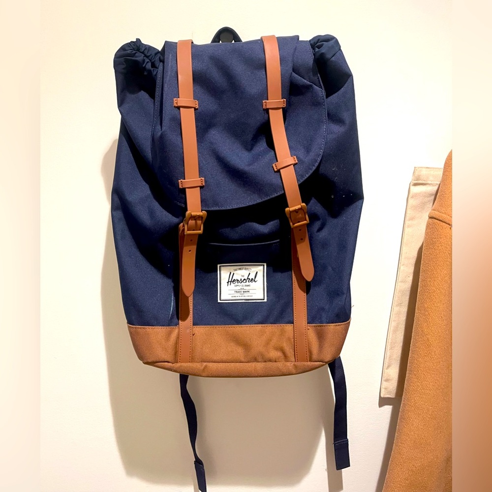 Barely used Hershel Supply Co backpack in navy